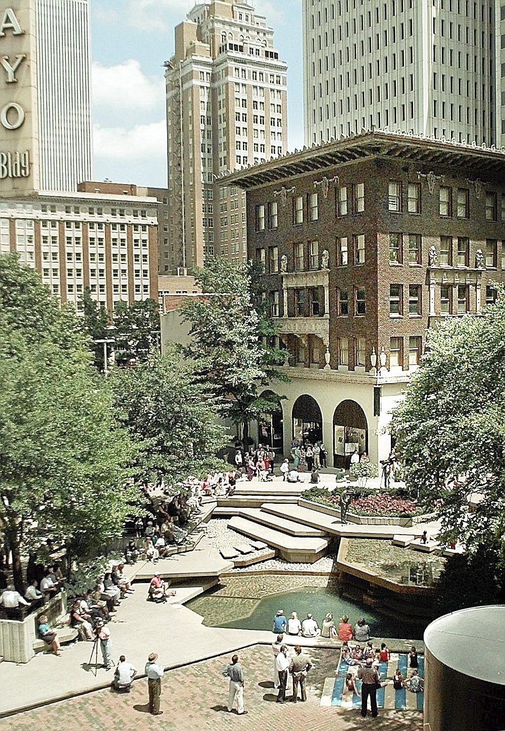 Old Bartlett Square fountain